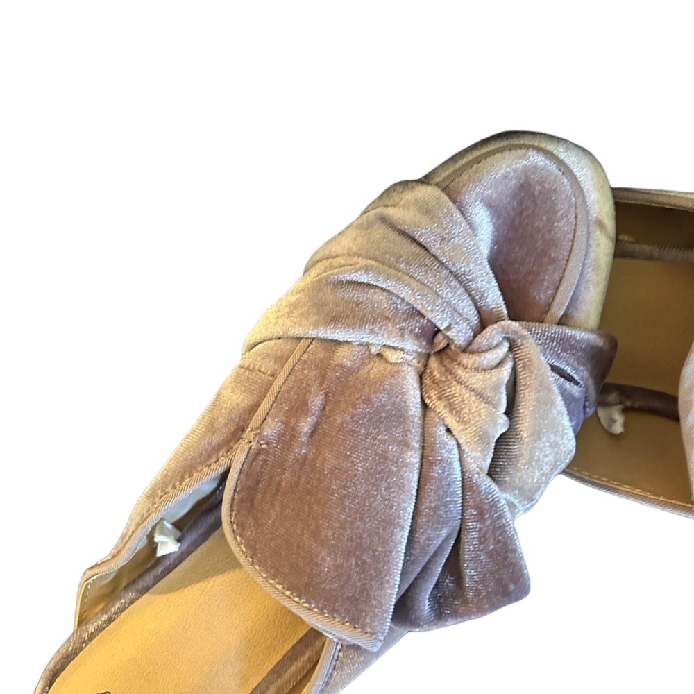 Velvet Mules - Picture 2 of 2